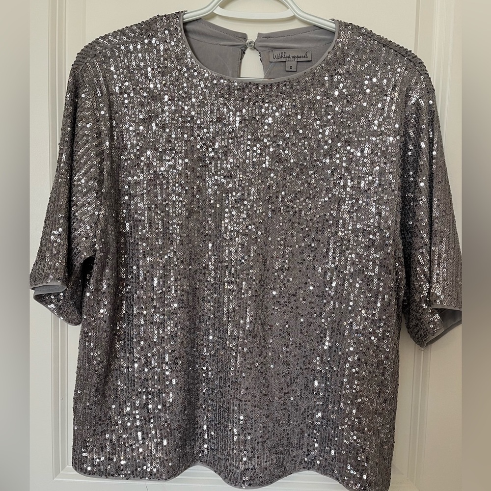 Sequin short sleeve top